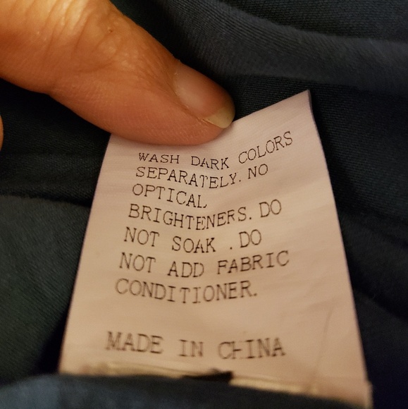 👚Women's Plus Size V-neck Tee👚 - Picture 4 of 7